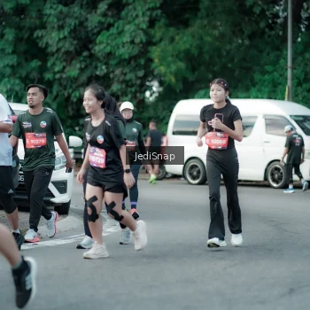Runner Photo 3907370