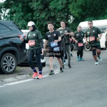 Runner Photo 3907440
