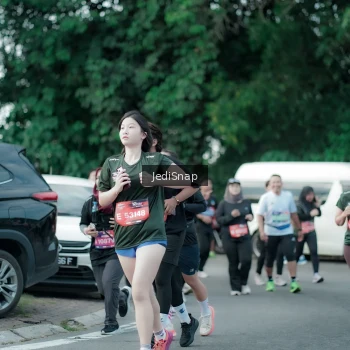 Runner Photo 3907492