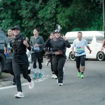 Runner Photo 3907559
