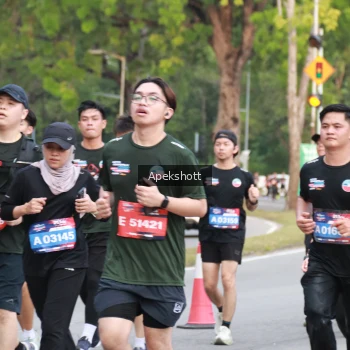 Runner Photo 3907600