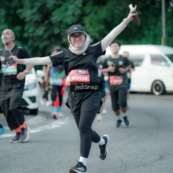 Runner Photo 3907639