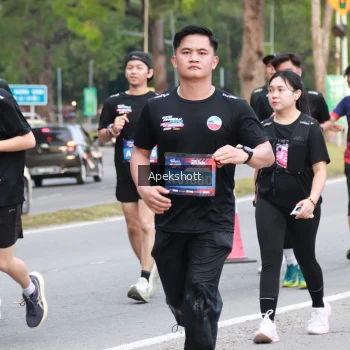 Runner Photo 3907662
