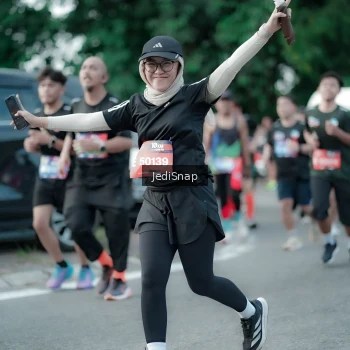 Runner Photo 3907675