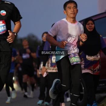Runner Photo 3907677