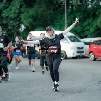 Runner Photo 3907681