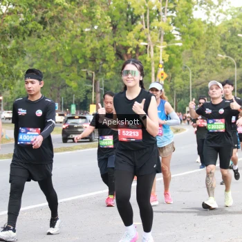 Runner Photo 3907685