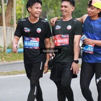 Runner Photo 3907906