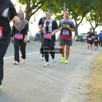 Runner Photo 3907996