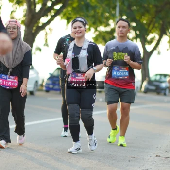 Runner Photo 3907997