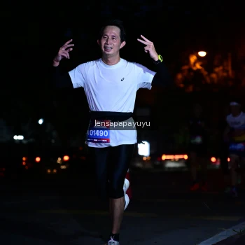 Runner Photo 3908140