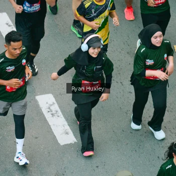 Runner Photo 3908249