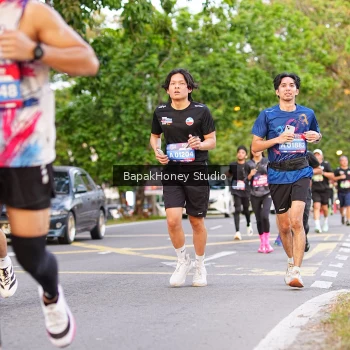 Runner Photo 3908371
