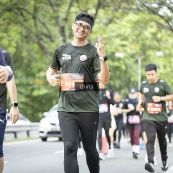 Runner Photo 3908442