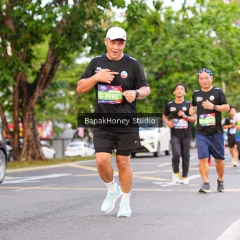 Runner Photo 3908448