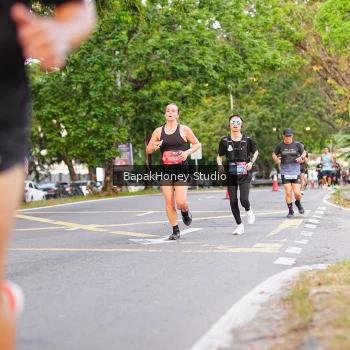 Runner Photo 3908530