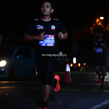 Runner Photo 3908613