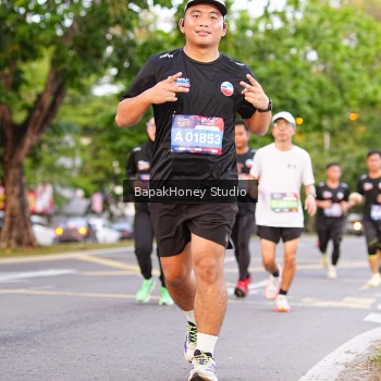 Runner Photo 3908625