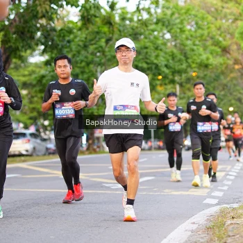 Runner Photo 3908633