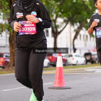 Runner Photo 3908679