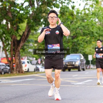 Runner Photo 3908721
