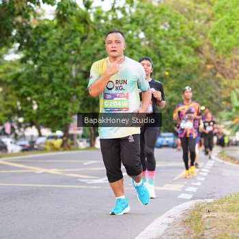 Runner Photo 3908749
