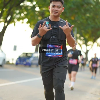 Runner Photo 3908840