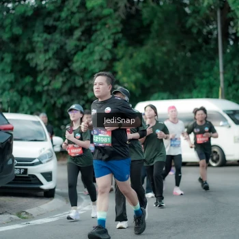 Runner Photo 3908936