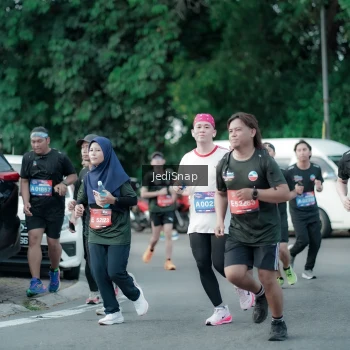 Runner Photo 3908949