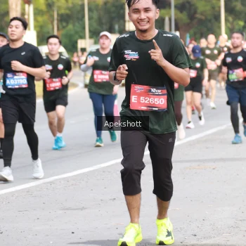 Runner Photo 3908984