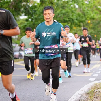 Runner Photo 3909006
