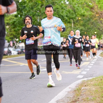 Runner Photo 3909045