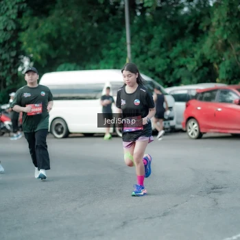 Runner Photo 3909065