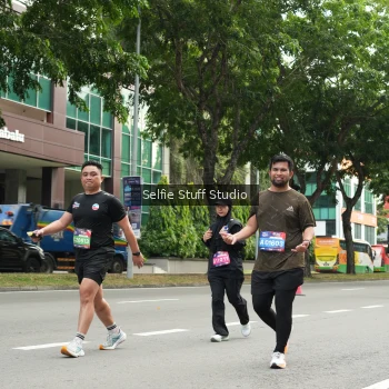 Runner Photo 3909075