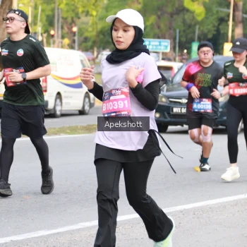 Runner Photo 3909104