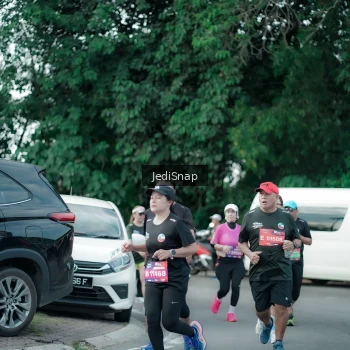 Runner Photo 3909128