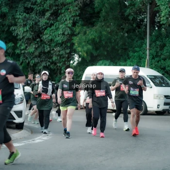 Runner Photo 3909245