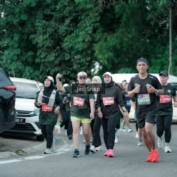 Runner Photo 3909251