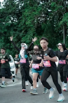 Runner Photo 3909353
