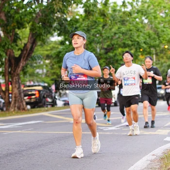Runner Photo 3909393