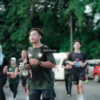 Runner Photo 3909416