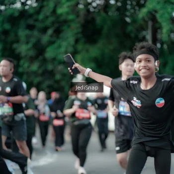 Runner Photo 3909435