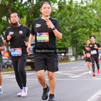 Runner Photo 3909444