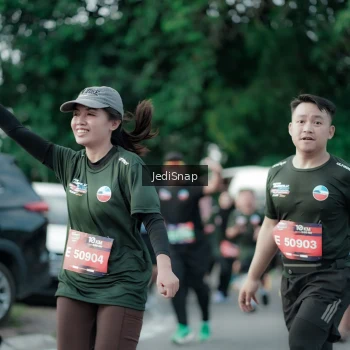 Runner Photo 3909594