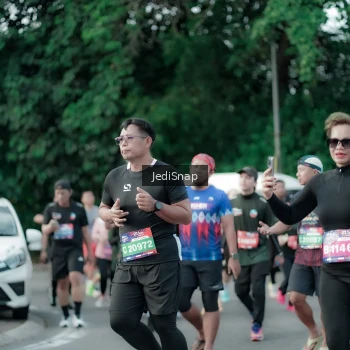 Runner Photo 3909595