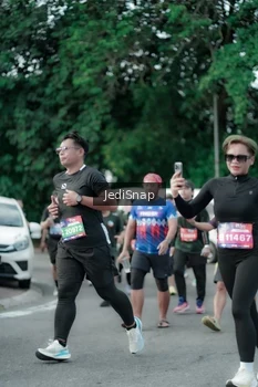Runner Photo 3909627