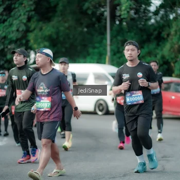 Runner Photo 3909645