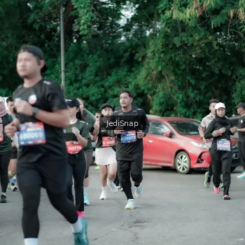 Runner Photo 3909655