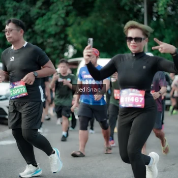 Runner Photo 3909675