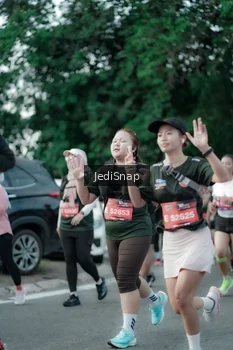 Runner Photo 3909723